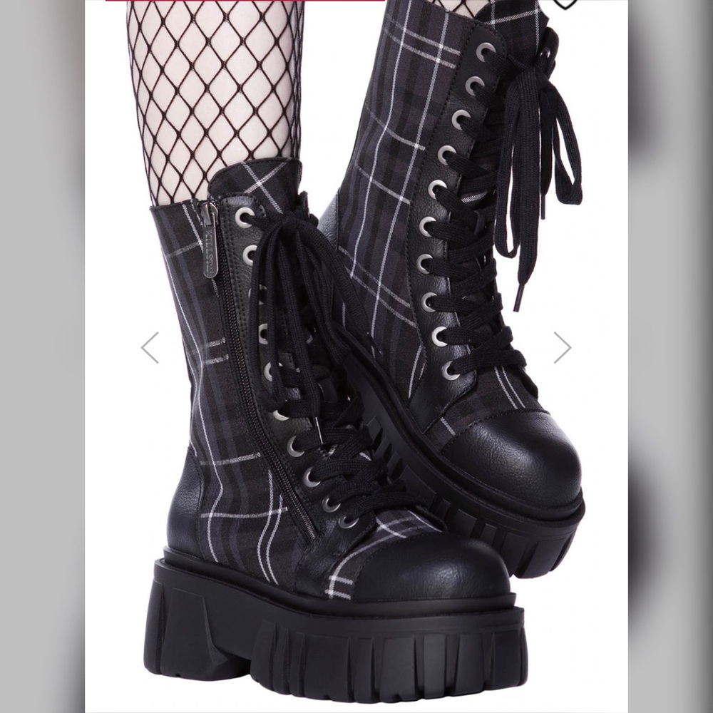 “Kick the Bucket” boots by Killstar